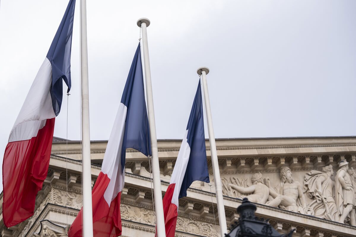 フランス国債の売り加速、買いの好機にも－日本の投資家が注目