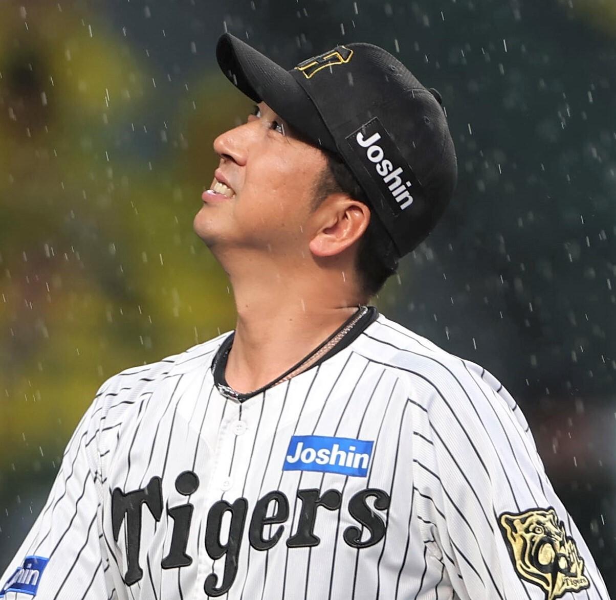 【阪神】雨中の激戦に敗れ3連勝で止まる...4点差を1点差に迫り代打・楠本は8回2死満塁で凡退 ビーズリー・富田で4回の4失点響く