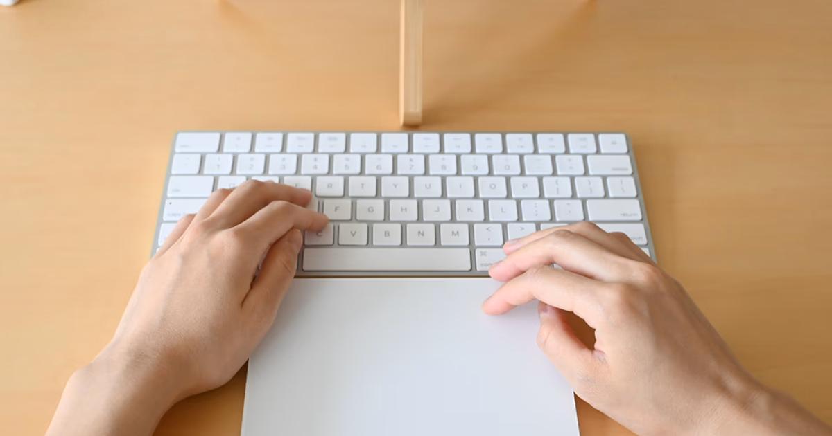 マウスやめて変わったタイパ。「Magic Trackpad」で作業効率がグッと上がった