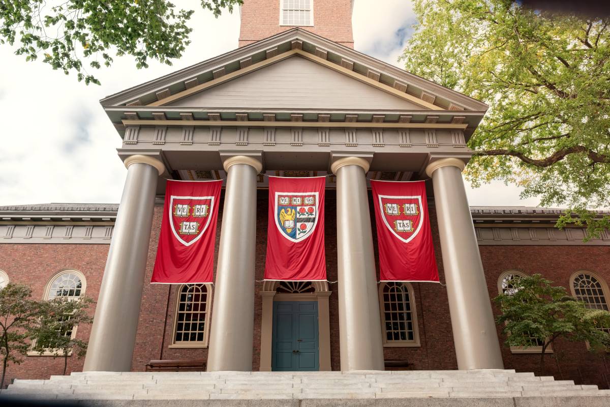 世界大学ランキング2026、ハーバードが首位独占で米国勢が圧倒