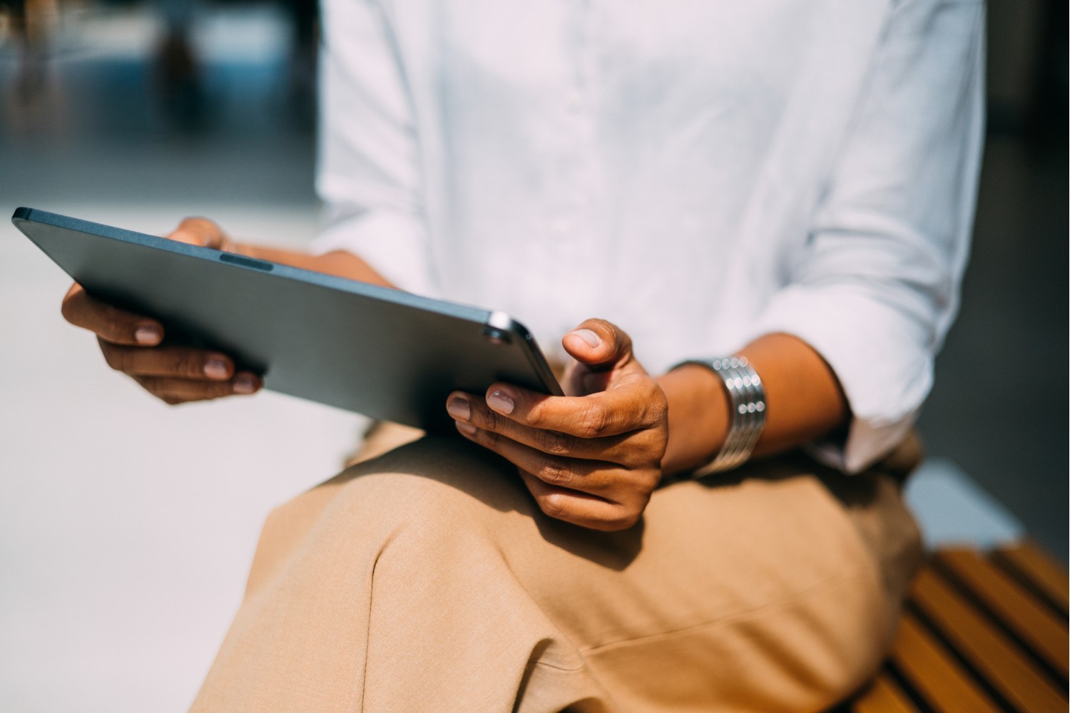 ついに来た！「iPadOS 26」の新機能で、iPadがMacBookを超えるかもしれない理由