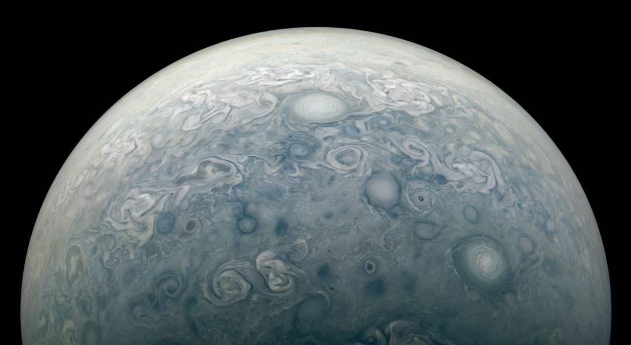 木星の北極域を観察しよう：ジュノーが捉えた2025年5月の姿【今日の宇宙画像】