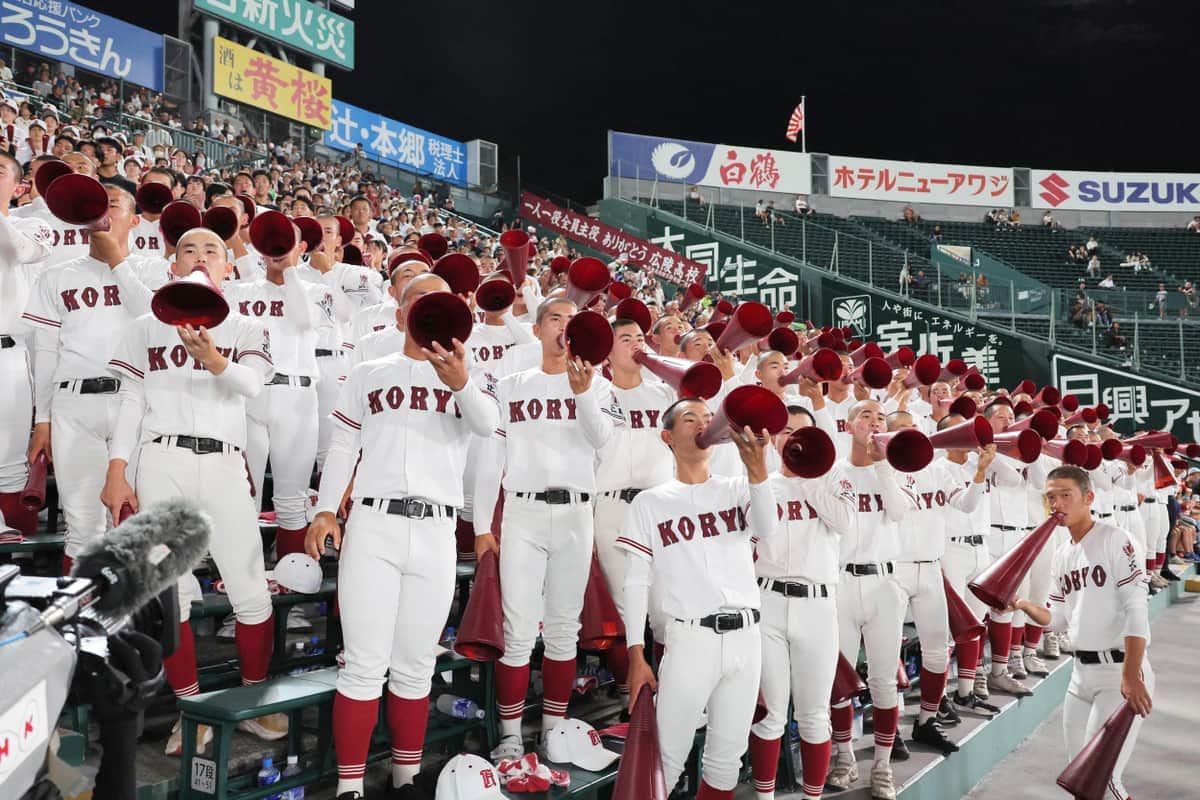暴力事案に揺れる広陵高校、甲子園初戦突破で続く「いばらの道」 敗戦の旭川志峯「握手拒否」に賛否