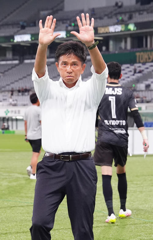 【東京Ｖ】キックオフの奇策は何？ 城福監督「わざと相手に渡したわけでなくキックミスでした」