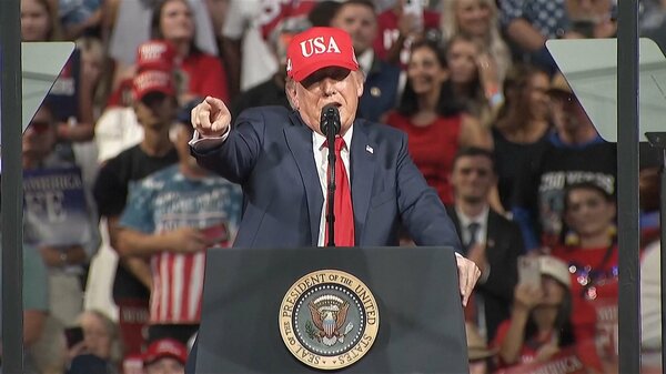 「大統領、行き過ぎです」共和党で始まった“トランプ反乱” 中間選挙の逆風に候補者が公然と反旗をひるがえした