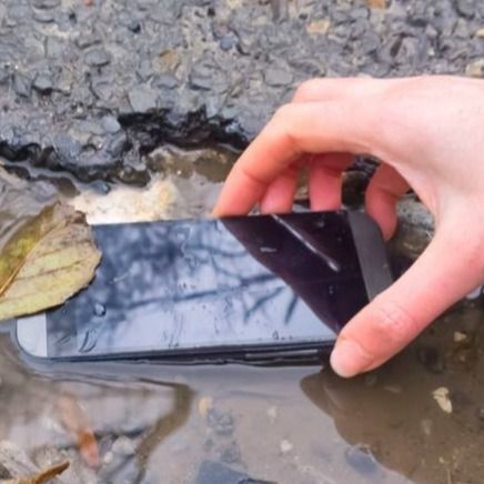 「遺体を食べていただけじゃない」スマホに『ヤバい写真』を保存していた男→逮捕後にわかった『驚きの残酷行為』（平成29年の凶悪事件）（文春オンライン）