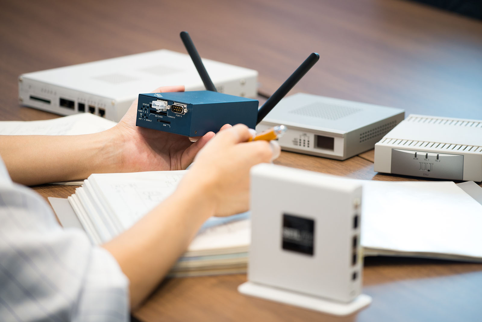 これって専門家から見てどうなんですか？ IIJに聞く「法人向けルーターと家庭用ルーターの違い」