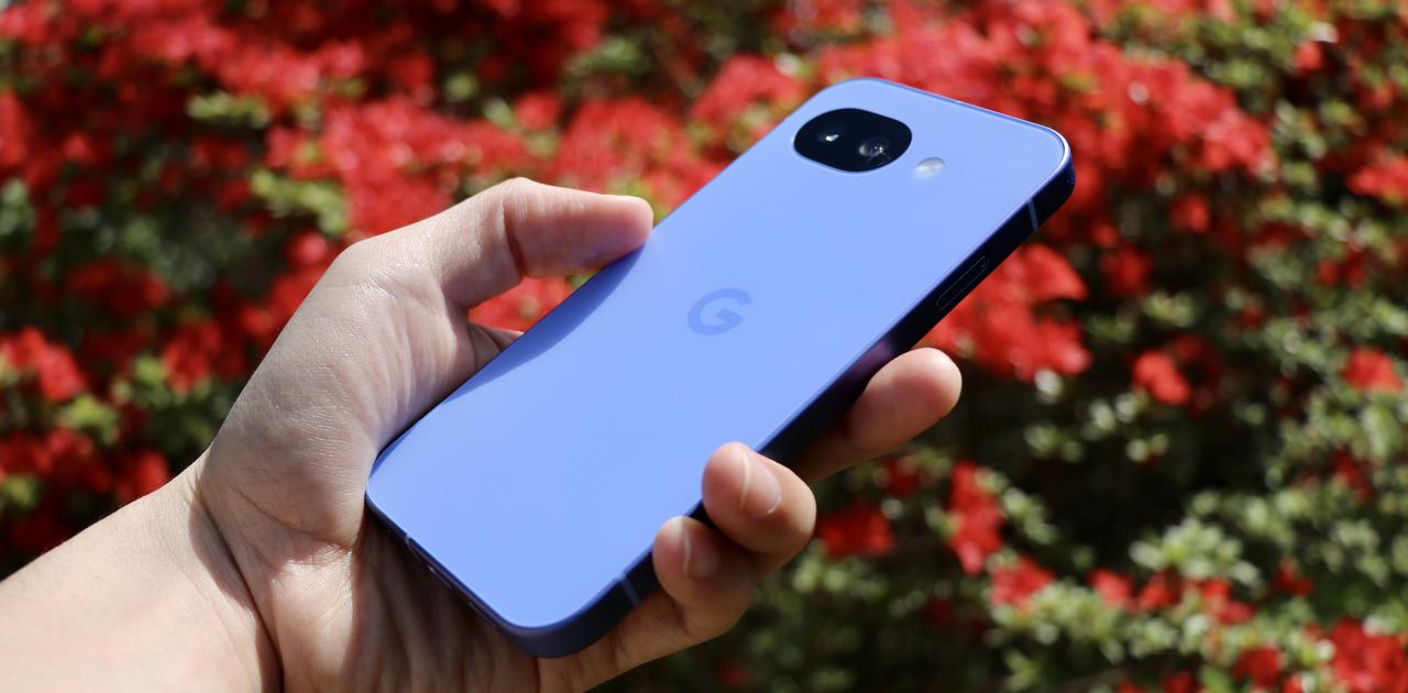 最新お手頃スマホ｢Pixel 10a｣触ってみた。何が削られ、何が強化されたのか