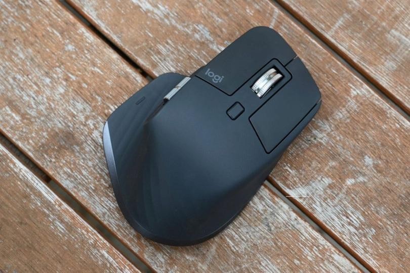 マウス買い替え検討中？ もうちょい待って、ロジクールの最高マウスに新型でます