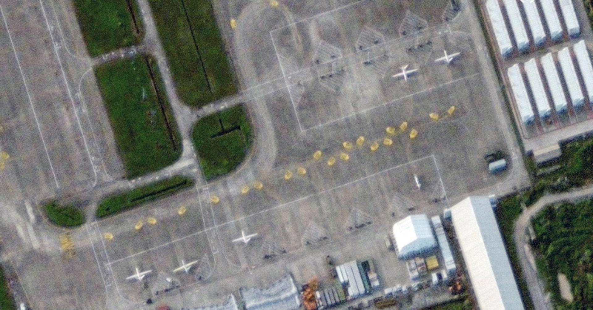 焦点：中国軍用ドローンが他国機「なりすまし」飛行、台湾想定の演習か