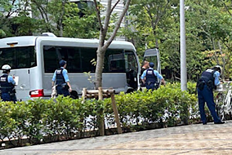 《チャイナタウン化した晴海フラッグ》違法民泊や白タクが横行、“白バス”まで登場…組織化した中国人グループが中国人観光客相手に荒稼ぎ、住人とのトラブルも続出（マネーポストWEB）