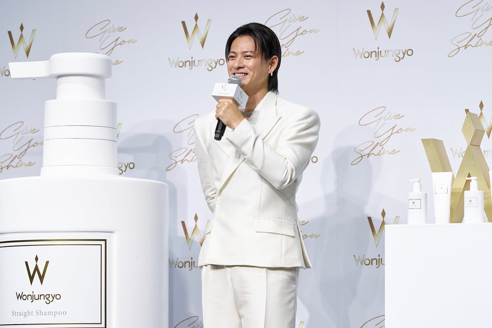 Number_i 平野紫耀が「ウォンジョンヨ ヘア」の新CM発表会に登場 朝の“寝癖”悩みを解消