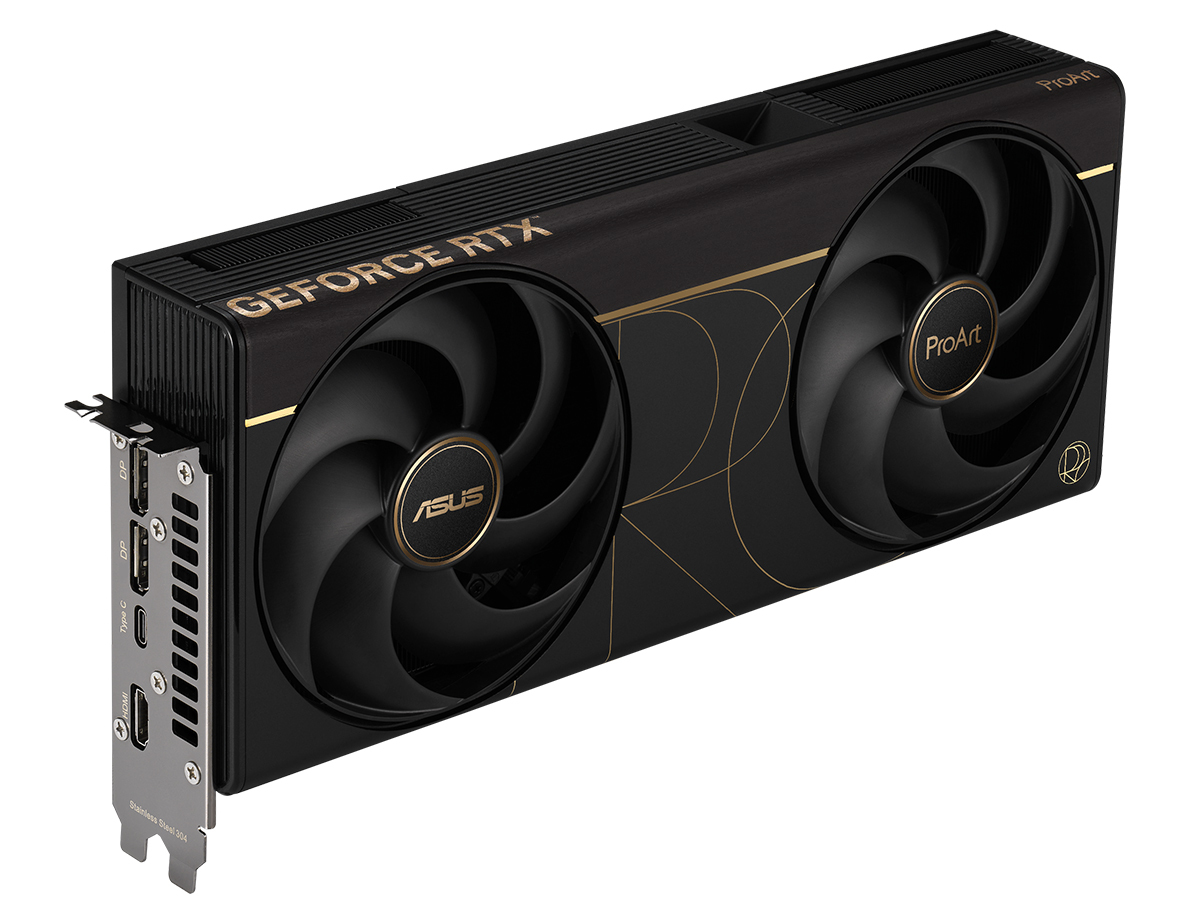 ASUS、2.5スロット厚でRTX 5090搭載のクリエイター向けビデオカード