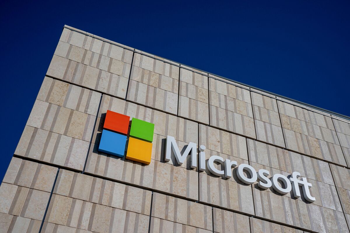 マイクロソフト、全従業員の6000人を削減－管理職層を簡素化