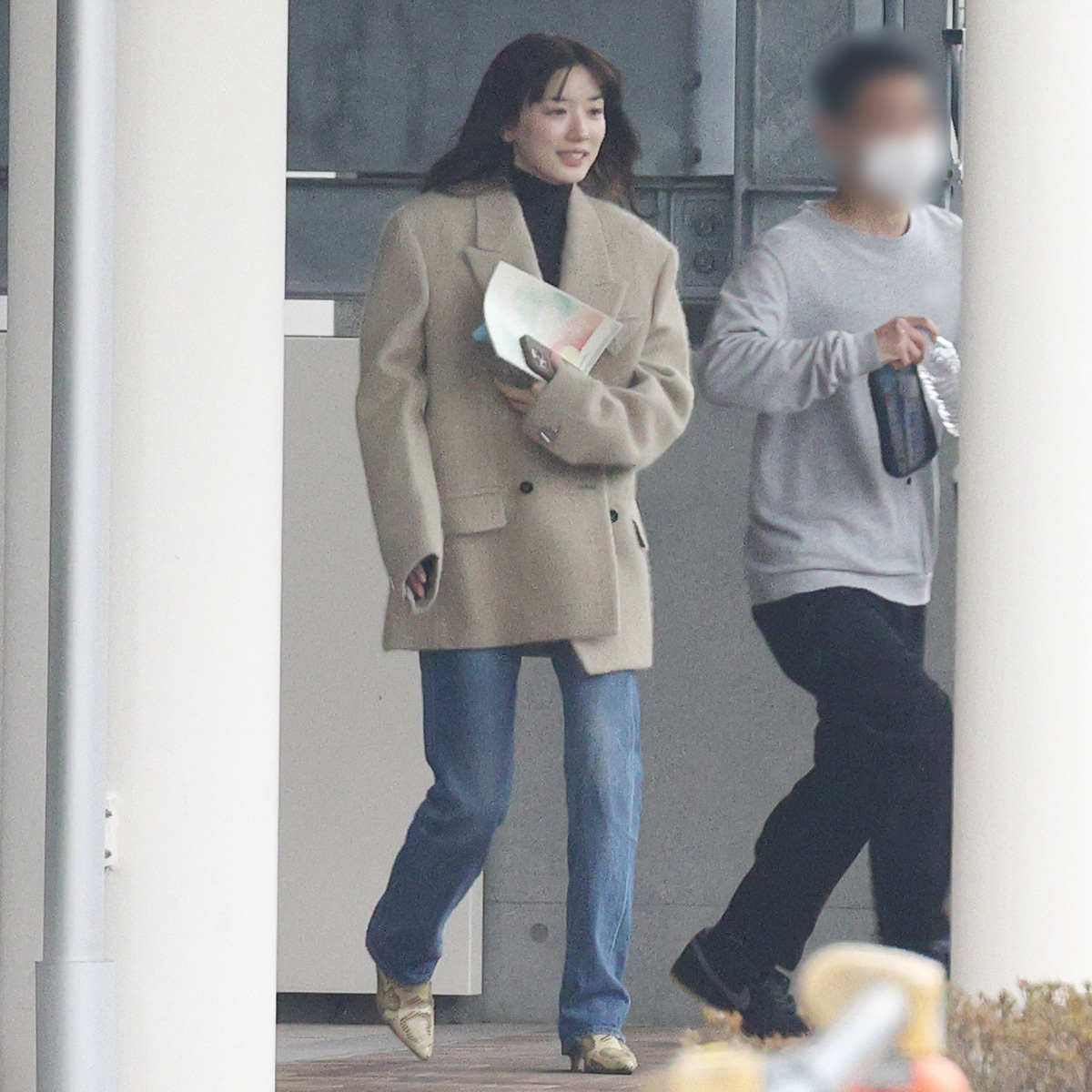 永野芽郁 元男性マネと2度の密会報道、ブログで意味深反論…不倫報道から1年も変わらぬ「奔放で強気な生活」