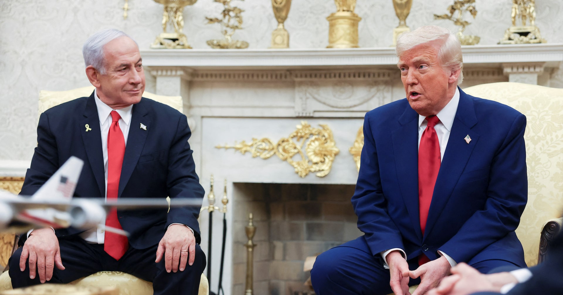 トランプ氏、イスラエル首相の裁判中止を主張 「魔女狩り」