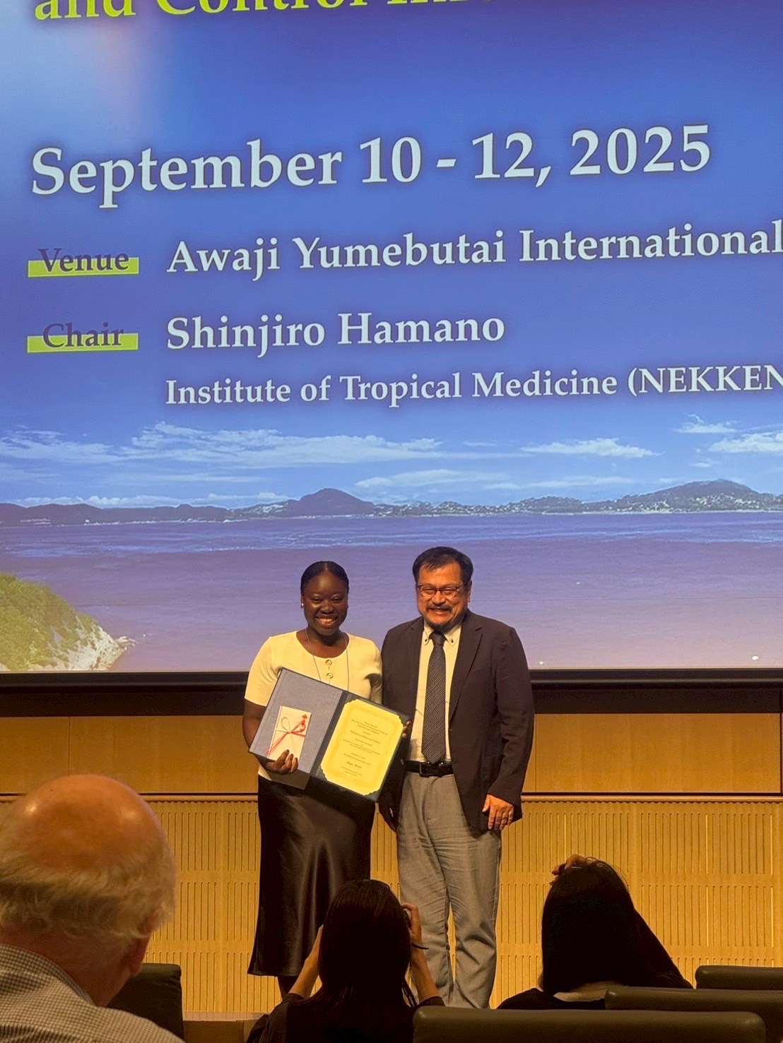 プロテオサイエンスセンター（PROS）マラリア研究部門の Dankyi Benedicta Obenewaaさんが、The 23rd Awaji International Forum On Infection And Immunity（第23回あわじ感染と免疫国際フォーラム）において「Poster Award」を受賞しました。【9月12日（金）】