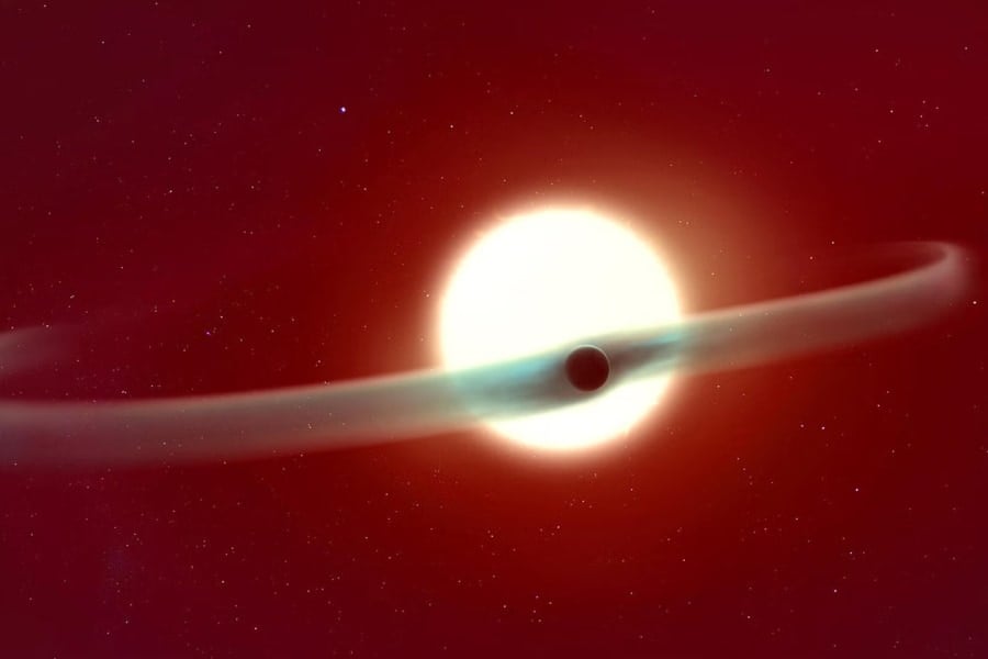 2本の巨大な尾をもつ「異例の惑星」を発見、その正体とは？ (2/2)