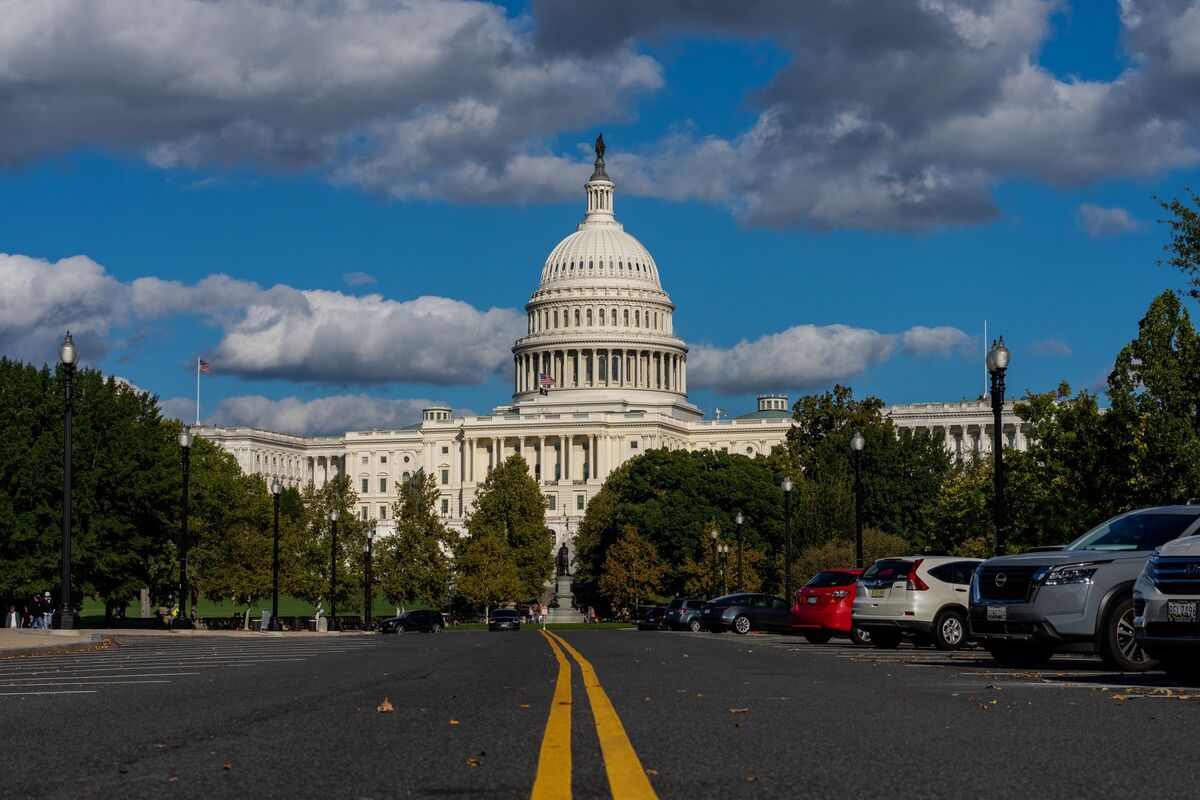 米民主党内に不満広がる－政府閉鎖解除に向けた妥協で