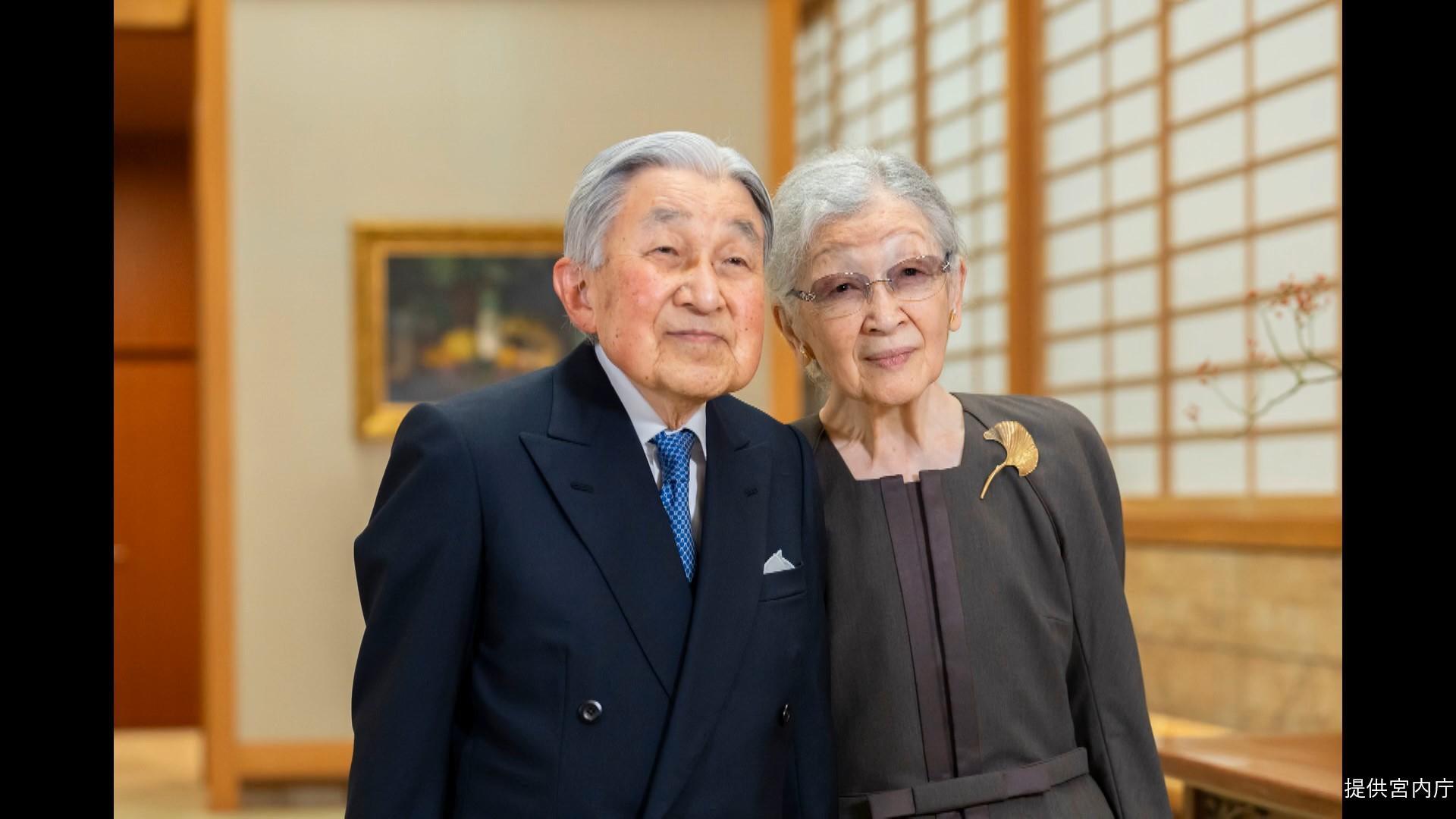 上皇后美智子さま91歳の誕生日「ご立派な成長を頼もしく」悠仁さまの成年式に“喜び” 骨折は回復も「体力も少しずつ低下」