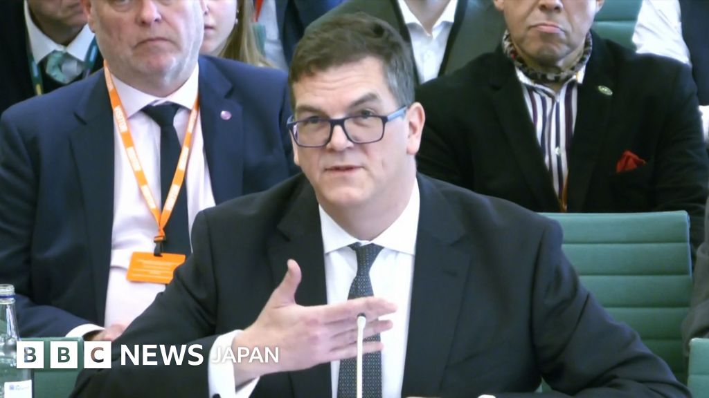 英首相官邸はマンデルソン大使の審査を「軽視していた」 解任された外務官僚が証言