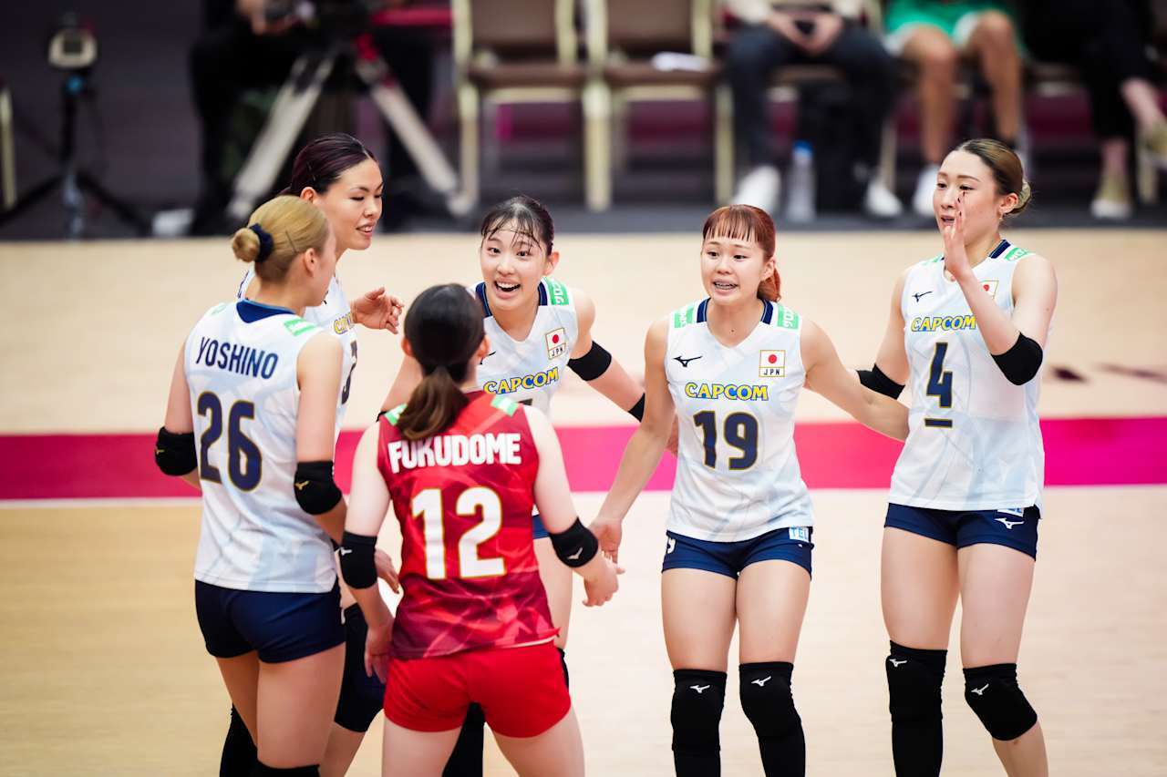 【バレー】女子日本代表 セットカウント0-2からウクライナに逆転勝利で開幕2連勝