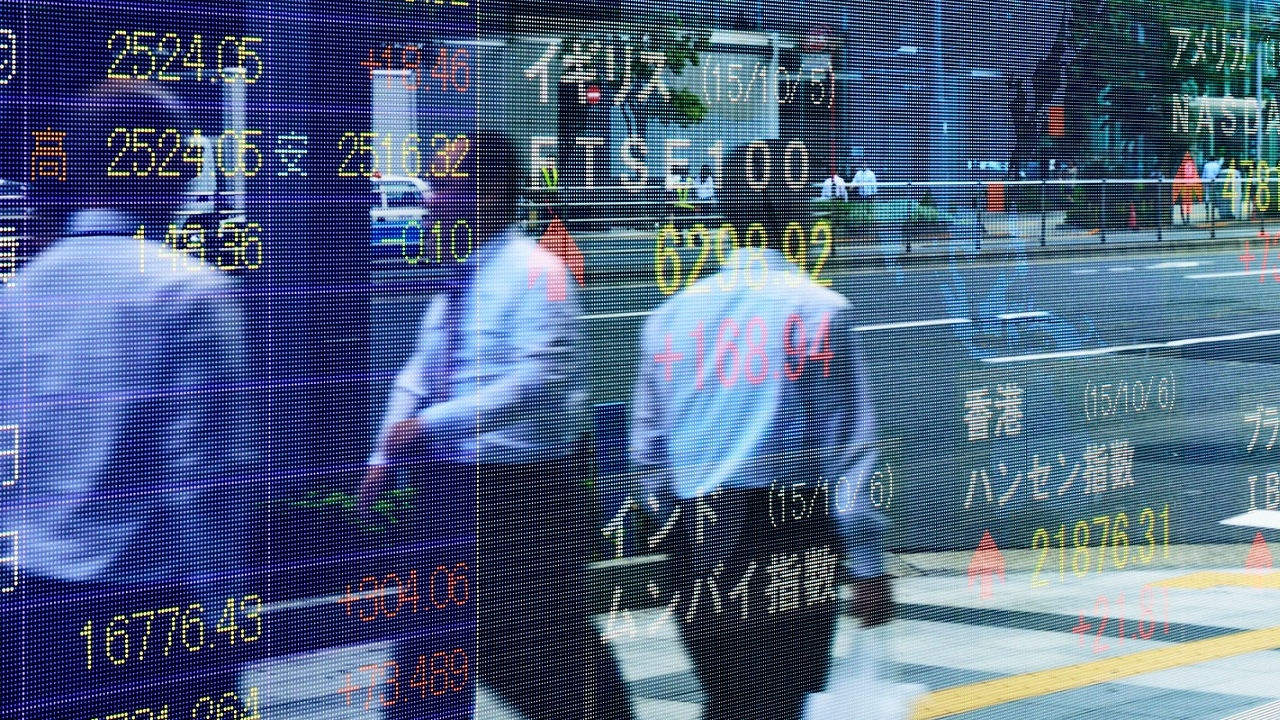 東証プライム市場、売買代金は「約2年ぶりの低水準」だが…閑散相場で密かに株価が急伸・急落した銘柄6選【株価騰落率トップ3・ワースト3】（THE GOLD ONLINE（ゴールドオンライン））