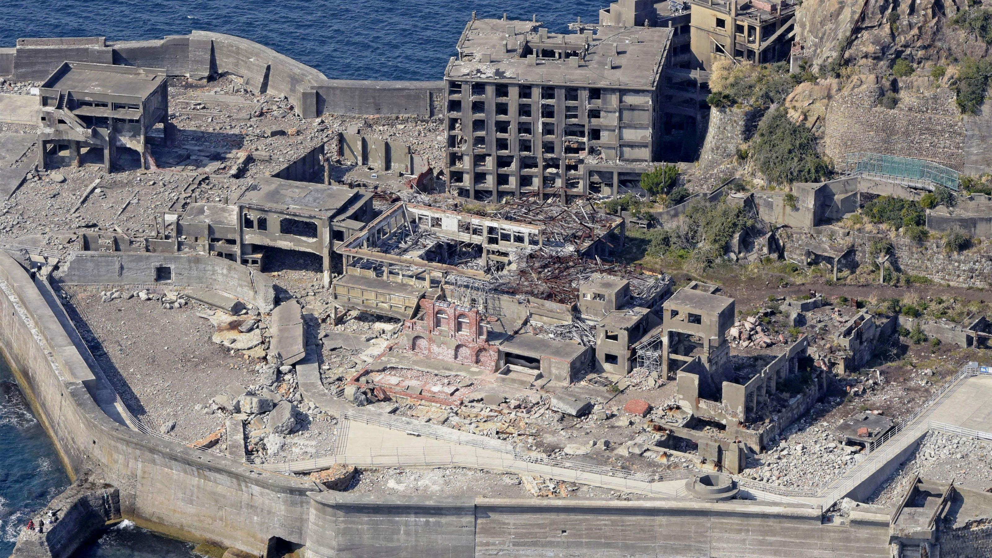 海底1キロまで掘った大炭鉱で爆発炎上…日曜劇場の舞台･軍艦島が｢閉山のカウントダウン｣を始めた決定的瞬間 | PRESIDENT WOMAN Online（プレジデント ウーマン オンライン）