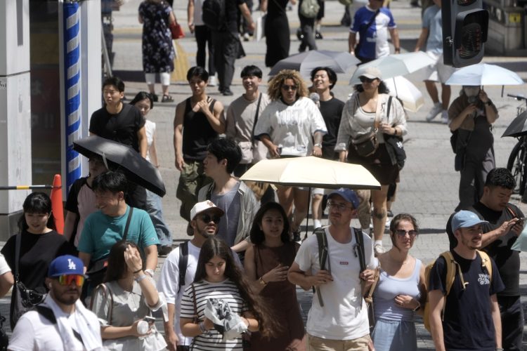 「東京は20人に1人が外国人」日本の外国人住民の6割が三大都市圏に集中、外国人の大規模受け入れが人口減少に苦しむ地方をさらに疲弊させるジレンマ（マネーポストWEB）