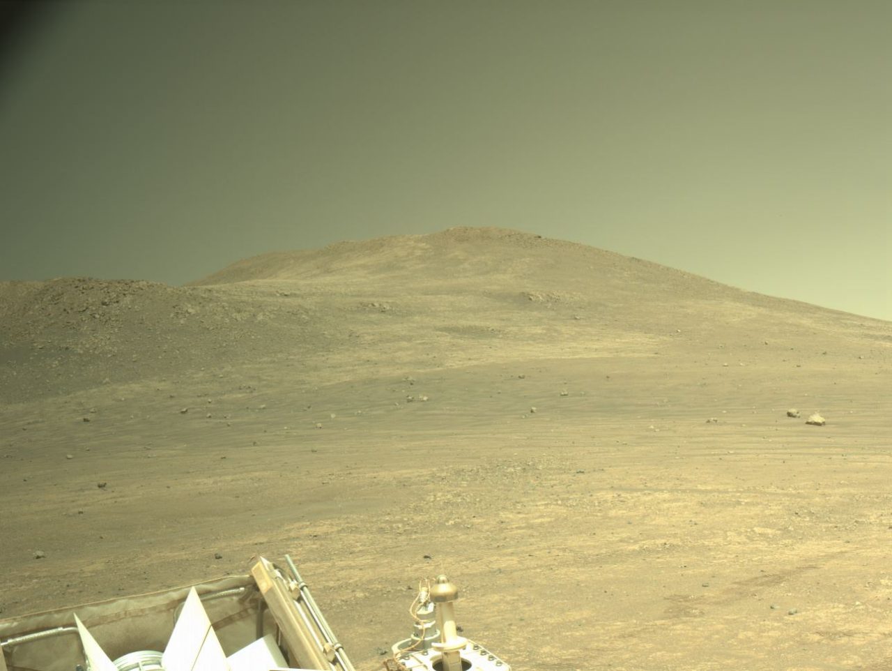 2025年6月22日の火星の風景：静かな丘陵を眺める【今日の宇宙画像】