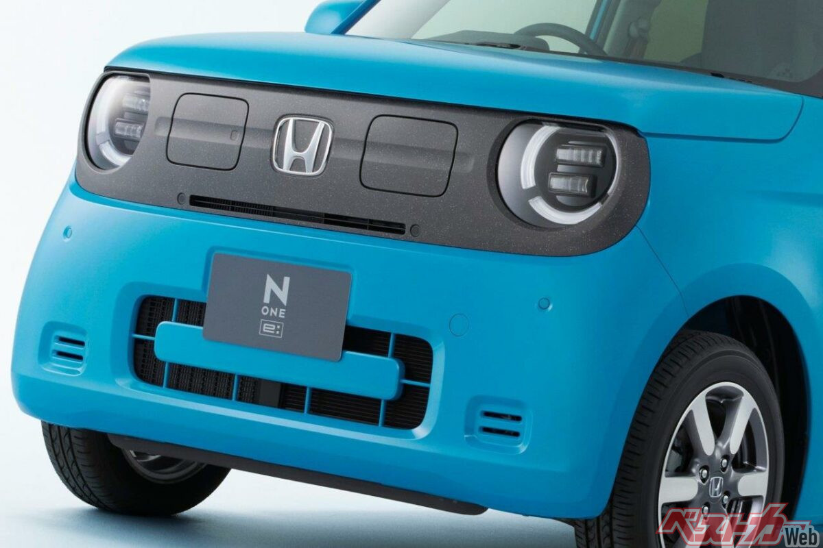 2025年秋発売決定の「ホンダ 新型N-ONE e:」が世界初公開！ 航続270km超×愛らしさで日常が変わる軽BEV