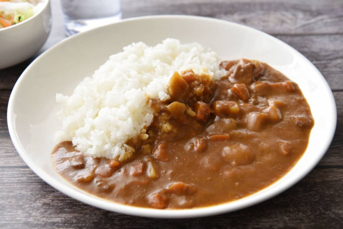 【30代以下に聞いた】レトルトとは思えないうまさの「レトルトカレー」ランキングTOP26！ 第1位は「銀座カリー（明治）」【2025年最新調査結果】