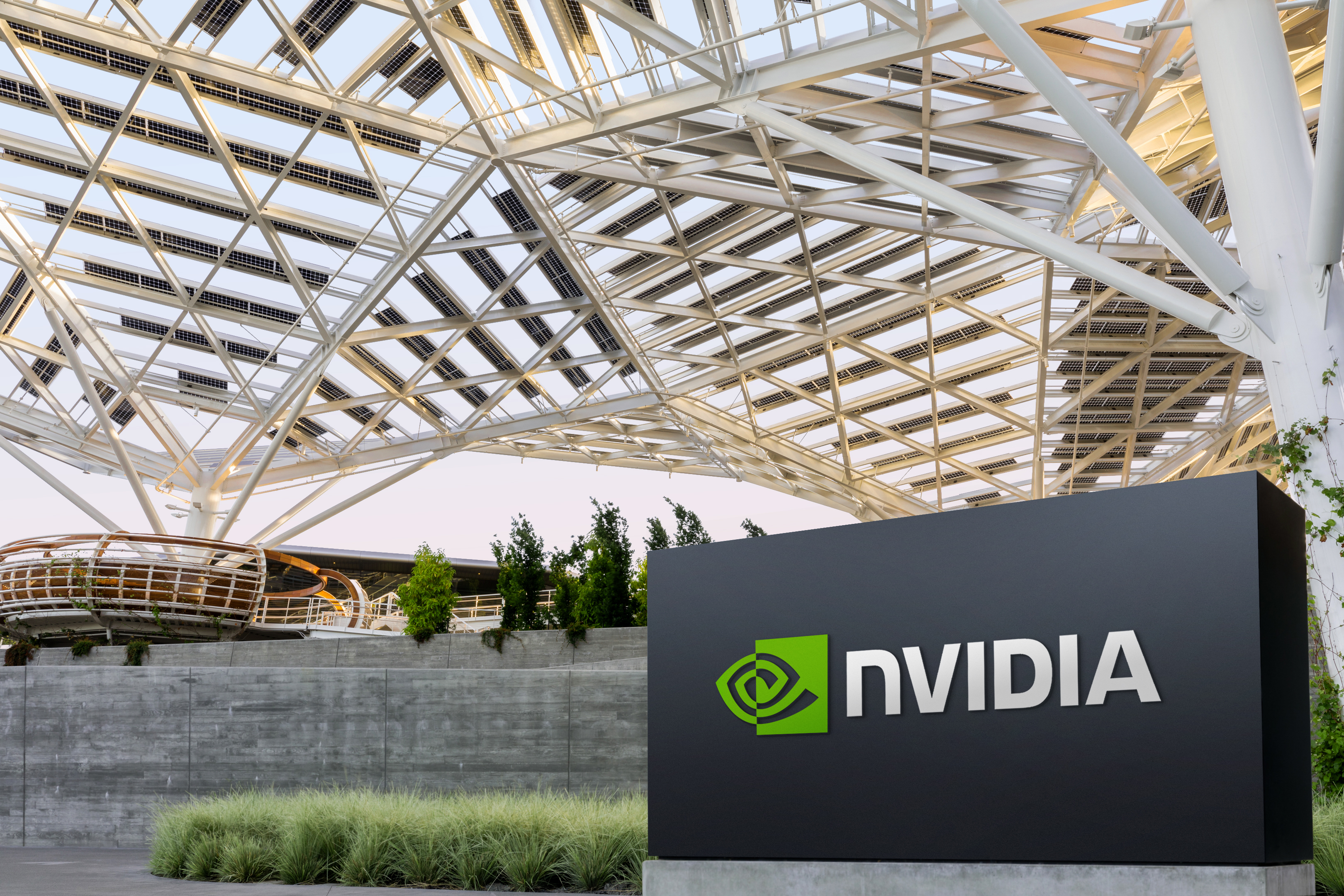 NVIDIA=GeForceの認識はもう古い？決算から「Gaming」の文字消える