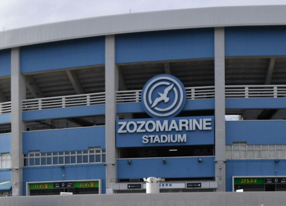 ＺＯＺＯマリンスタジアムで異例の演出 開門直後からスタンドに嵐のメドレー この日のラストライブで活動終了