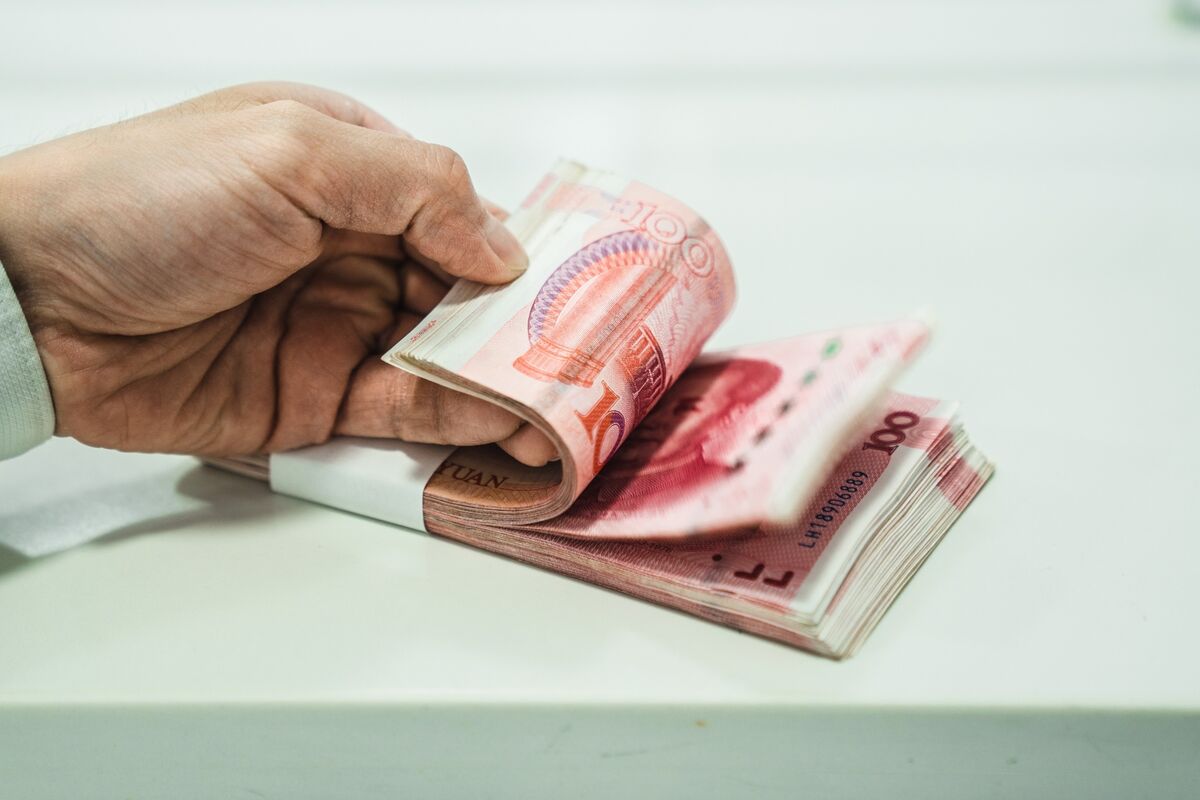 中国は人民元切り下げ回避、管理緩めるだけ－予測トップのアナリスト
