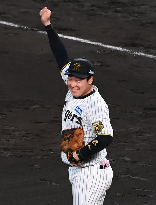【独占激白】阪神大山悠輔があの日、ガッツポーズを猛省した訳「実は僕には苦い記憶があって…」