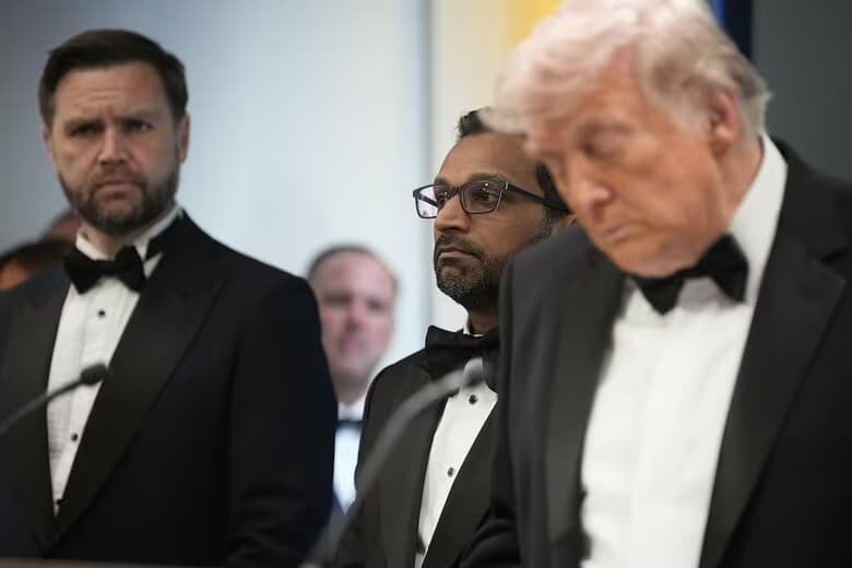 トランプ銃撃事件、シークレットサービスが先にバンスを逃したことが話題に（ニューズウィーク日本版）