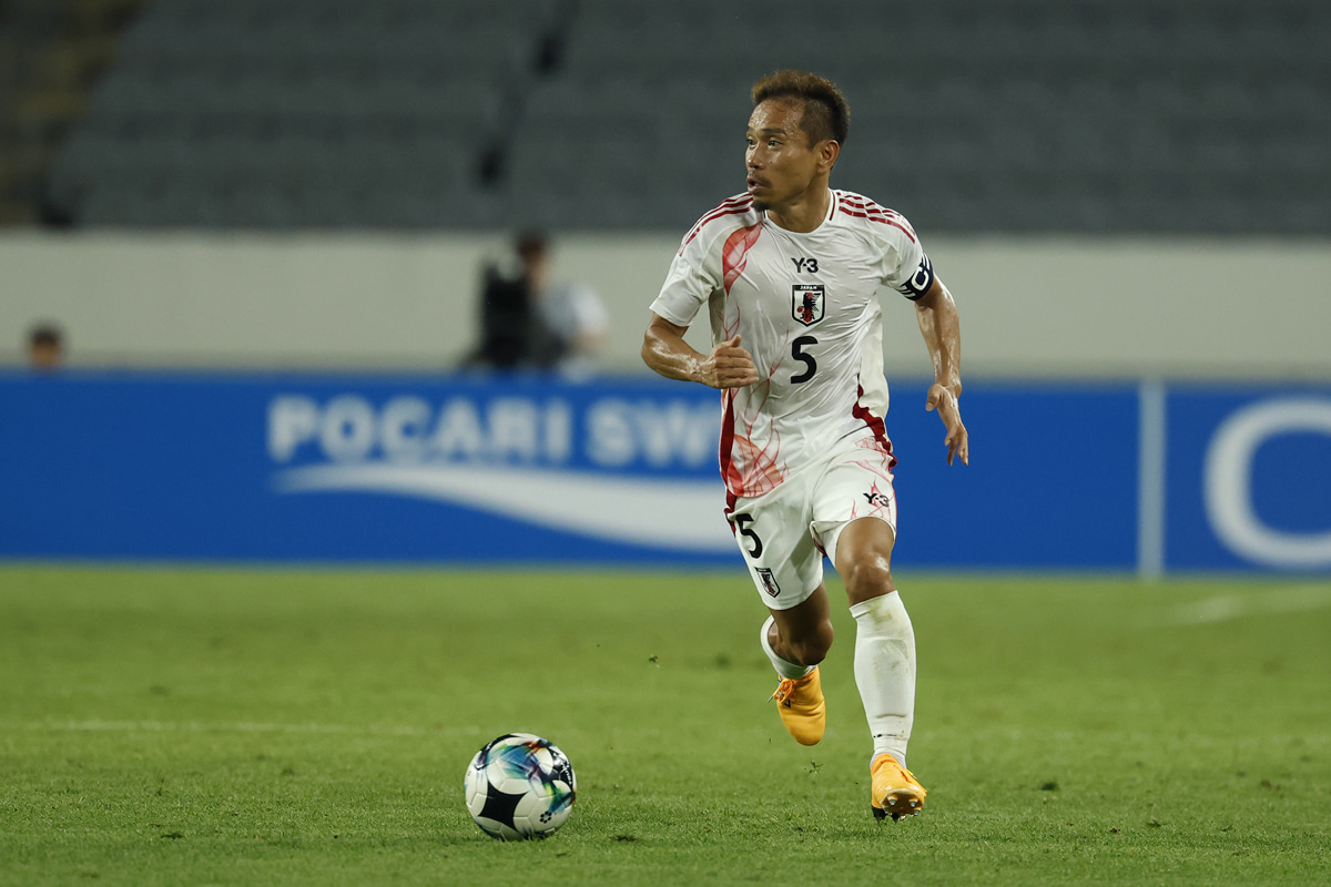 長友佑都は今後も呼ぶ必要はあるのか？ 「個で戦えないとW杯では戦えない」サッカー日本代表に迫る決断のとき【E-1選手権】
