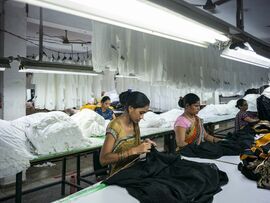 トランプ氏「インドが関税をゼロにすると申し出てきた」－今さら遅い（Bloomberg）
