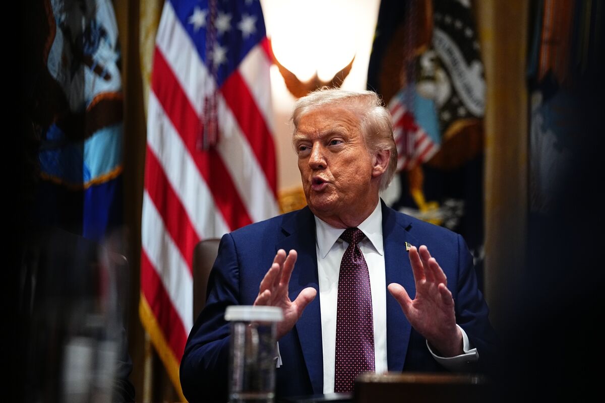 トランプ氏のＦＲＢ攻撃、背後に潜む思惑に危うさ－財政優位への道