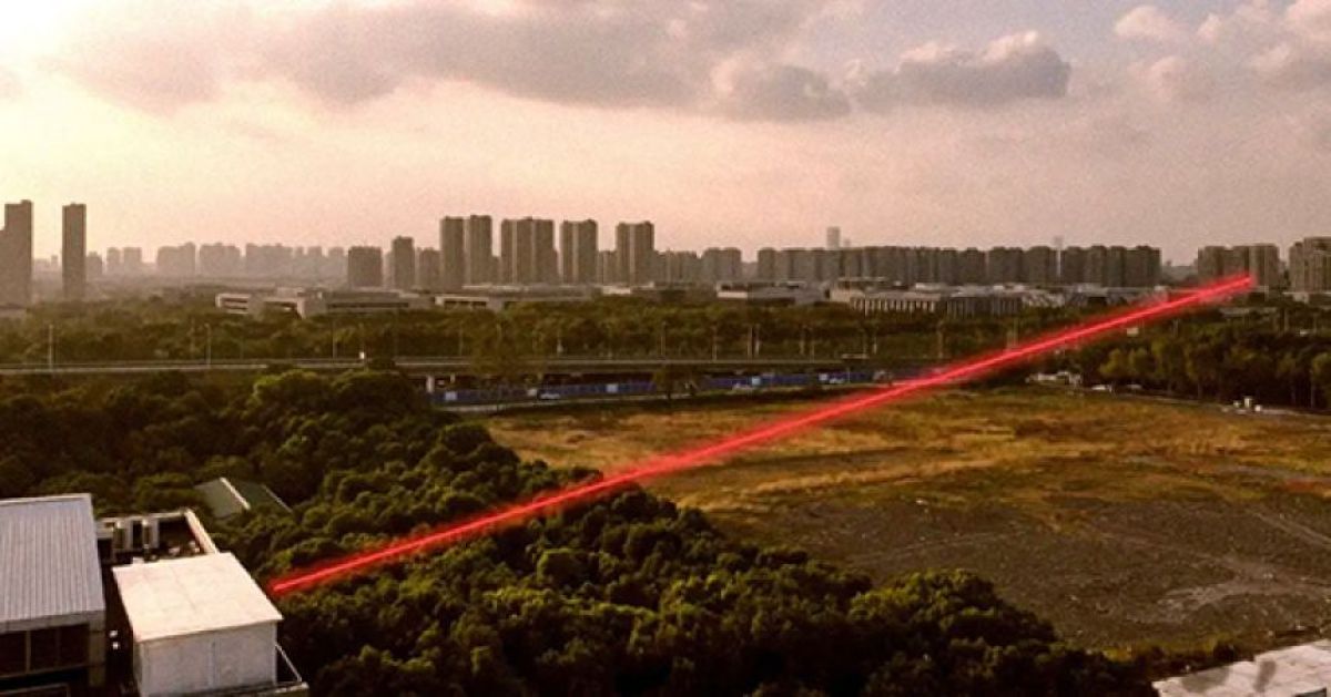 1ｋｍ以上離れた場所から3ｍｍの文字が読みとれるレーザー装置が開発される
