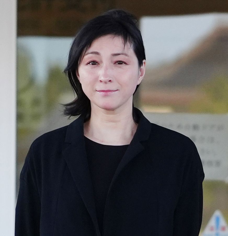 「鳥羽シェフが広末のために…」「俺らが行きます」広末涼子を乗せた“グラサン運転手”の正体が判明！（文春オンライン）