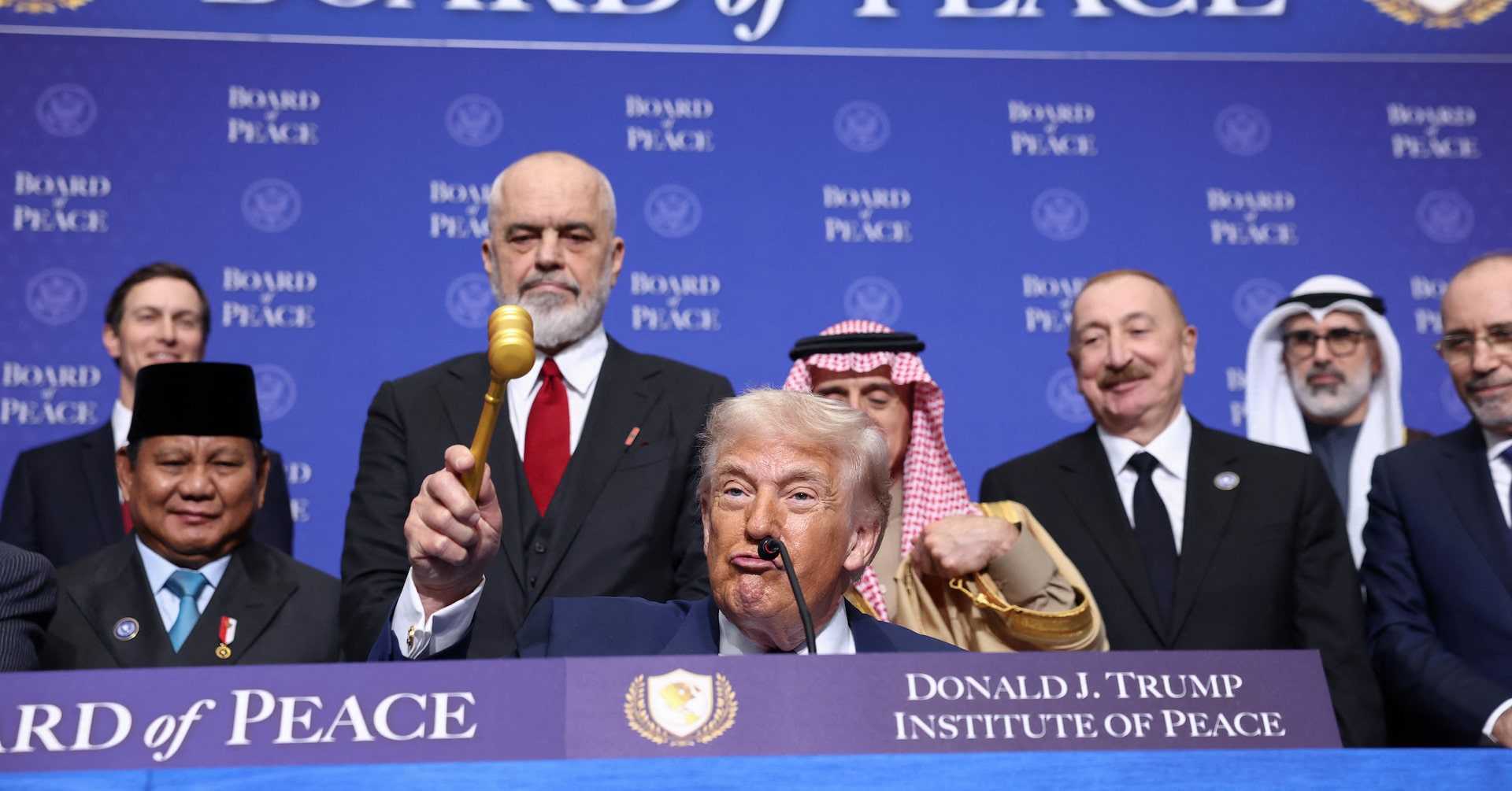 ＥＵ委の「平和評議会」参加に仏が驚き ノルウェーは関連行事主催へ