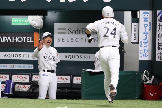 近藤健介と栗原陵矢の競争を小久保監督が歓迎 9連戦の運用にも言及