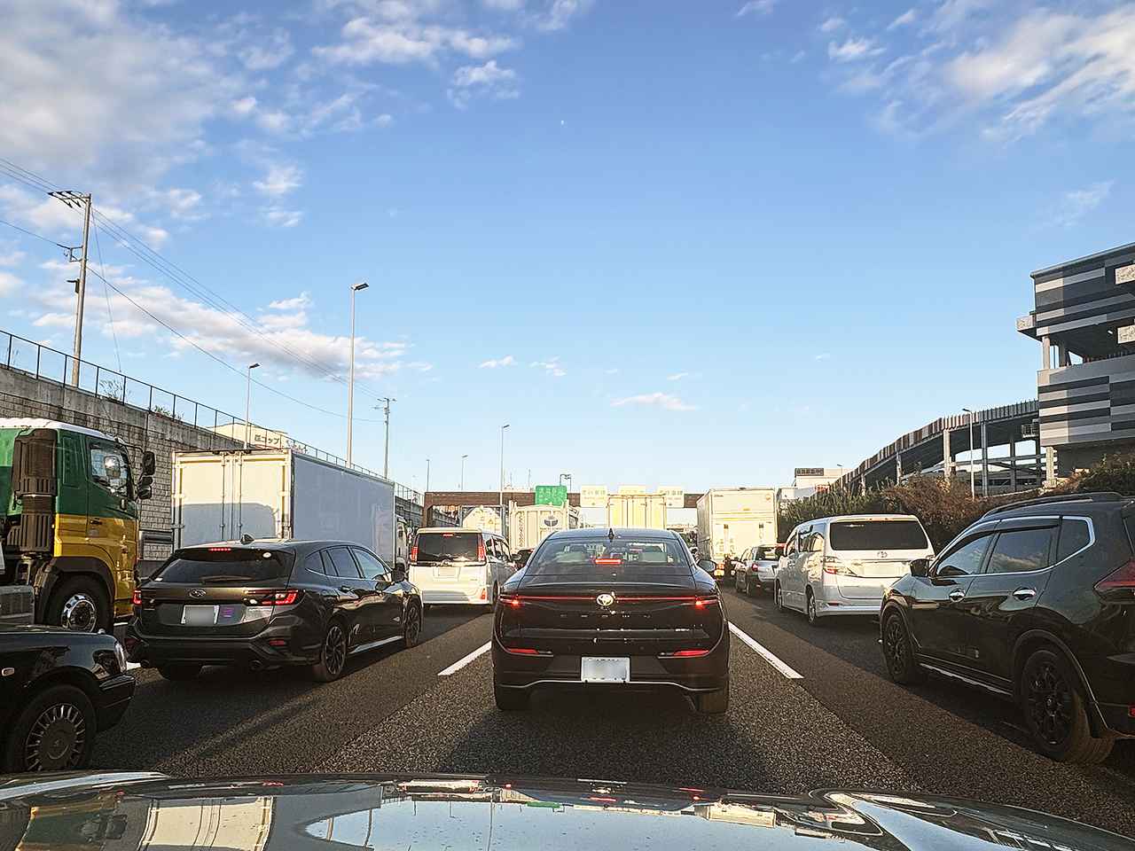 【高速道路情報】GWは渋滞が必至！ 後半の5連休、関東甲信越では最長で45kmの渋滞予測も