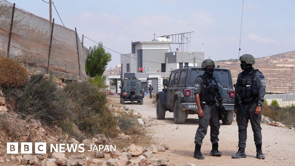 包囲されたパレスチナ人住宅に支援物資、イスラエル人入植者は再びテント設置 ヨルダン川西岸地区