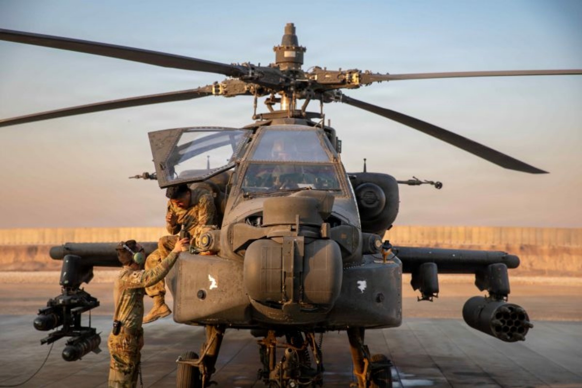 米軍攻撃ヘリ、記録的な高頻度で墜落 トランスミッションに重大な問題