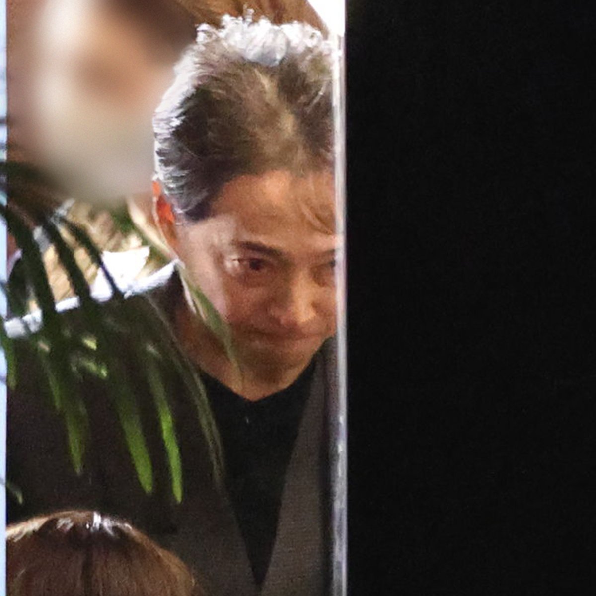 《引退から半年》中居正広氏 仲間も離れて、白髪びっしり報道も…フジと泥沼争いのウラで続ける“隠遁生活”