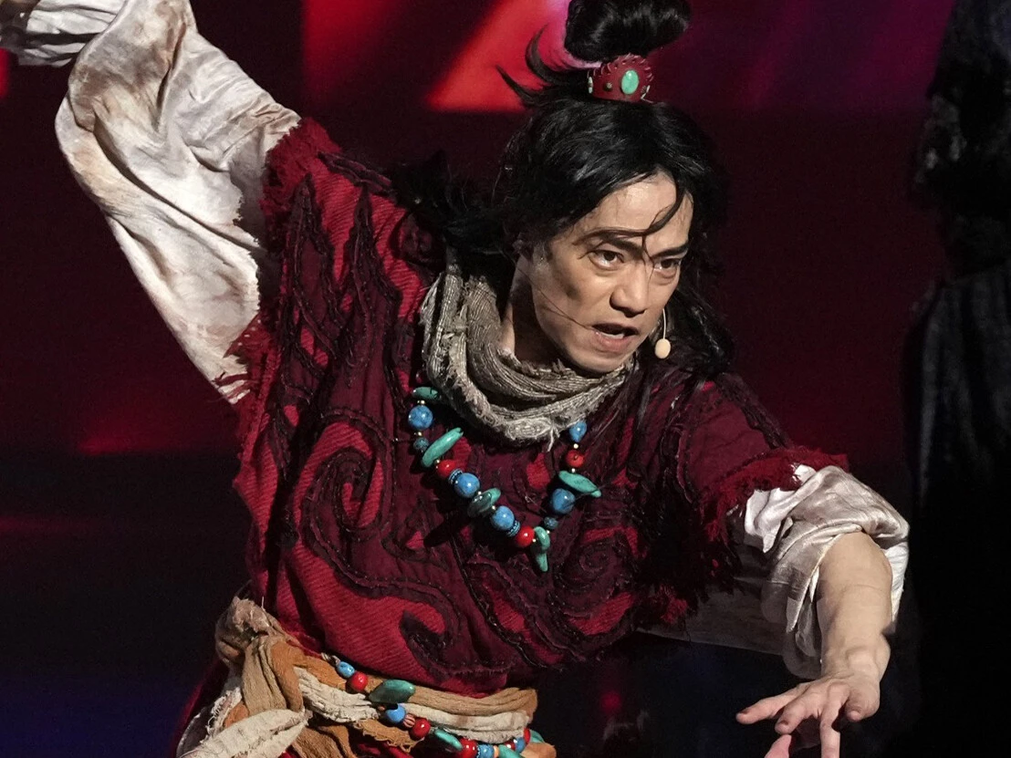 高橋大輔の生きざまを『氷艶』に見た 月のように未踏の道を照らしつづける先駆者