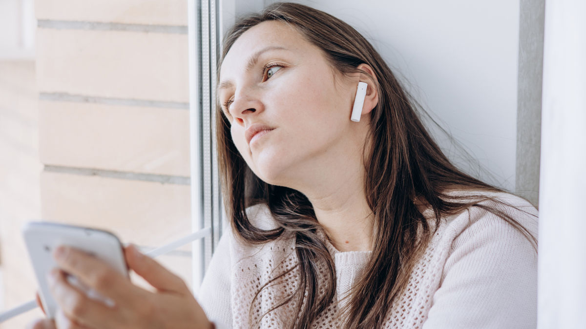 集中できず思考がさまよってしまう「マインドワンダリング」に陥りやすい人はスマートフォンの使用頻度が高いという研究結果